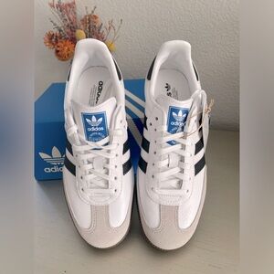 adidas Kids' Grade School Samba
OG Shoes